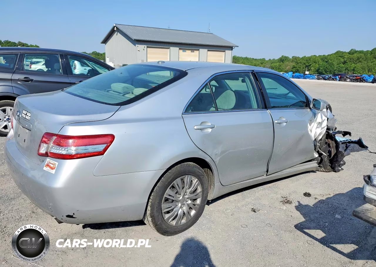 2010 Toyota Camry Le VIN:4T1BF3EK1AU059681 - 3