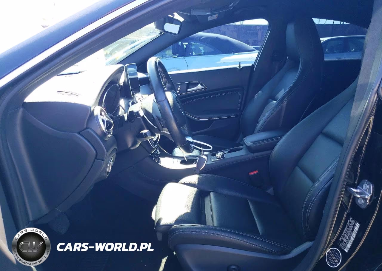 2018 Mercedes-Benz Cla 250 VIN:WDDSJ4EB0JN639822 - 7