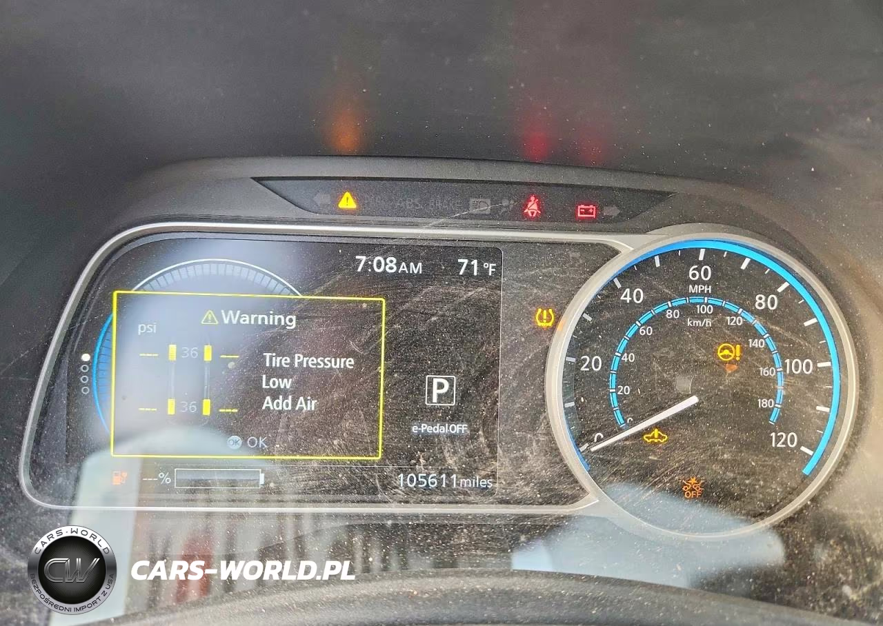 2018 Nissan Leaf S VIN:1N4AZ1CP3JC311825 - 9