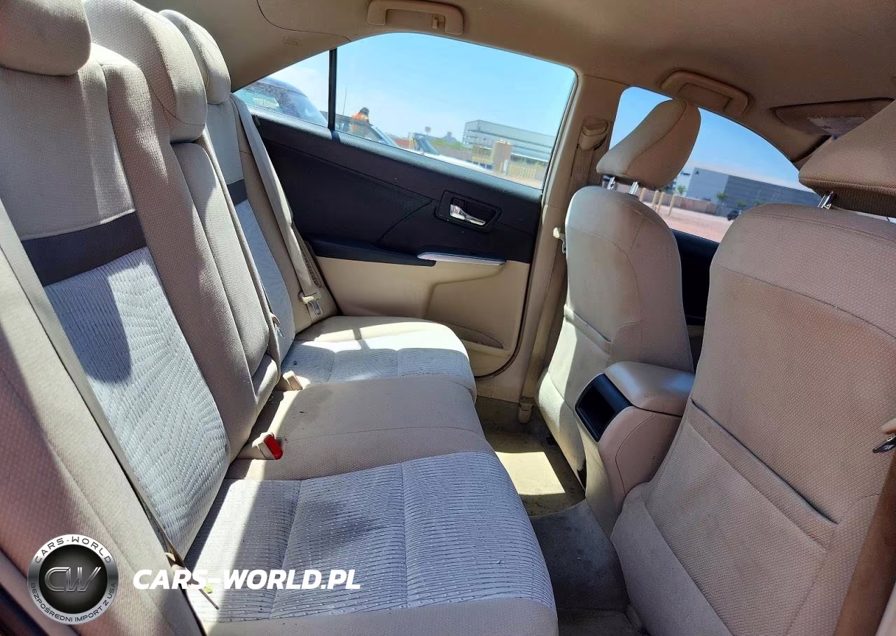 2012 Toyota Camry Hybrid Le VIN:4T1BD1FK0CU029955 - 10
