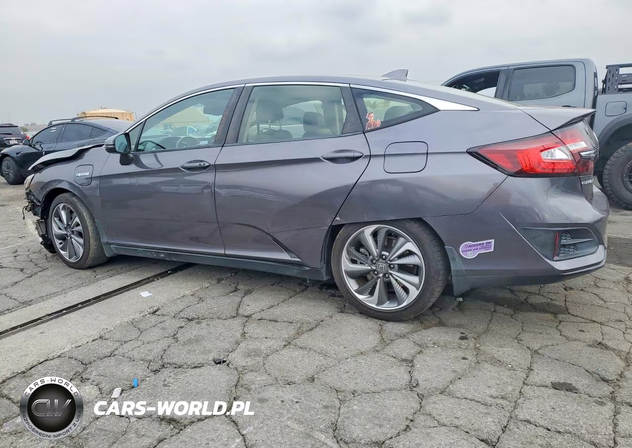 2018 Honda Clarity Touring VIN:JHMZC5F31JC019782 - 2