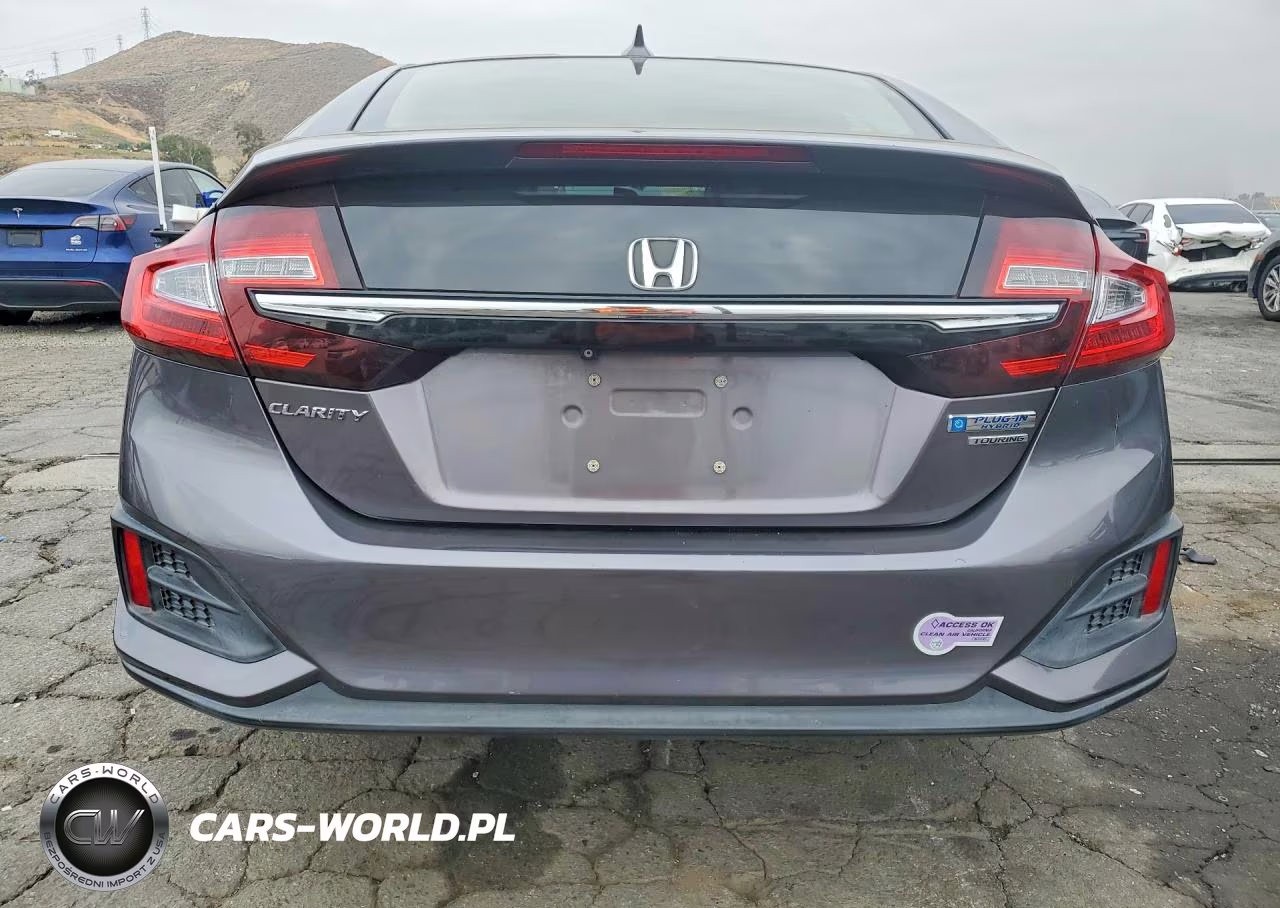 2018 Honda Clarity Touring VIN:JHMZC5F31JC019782 - 6
