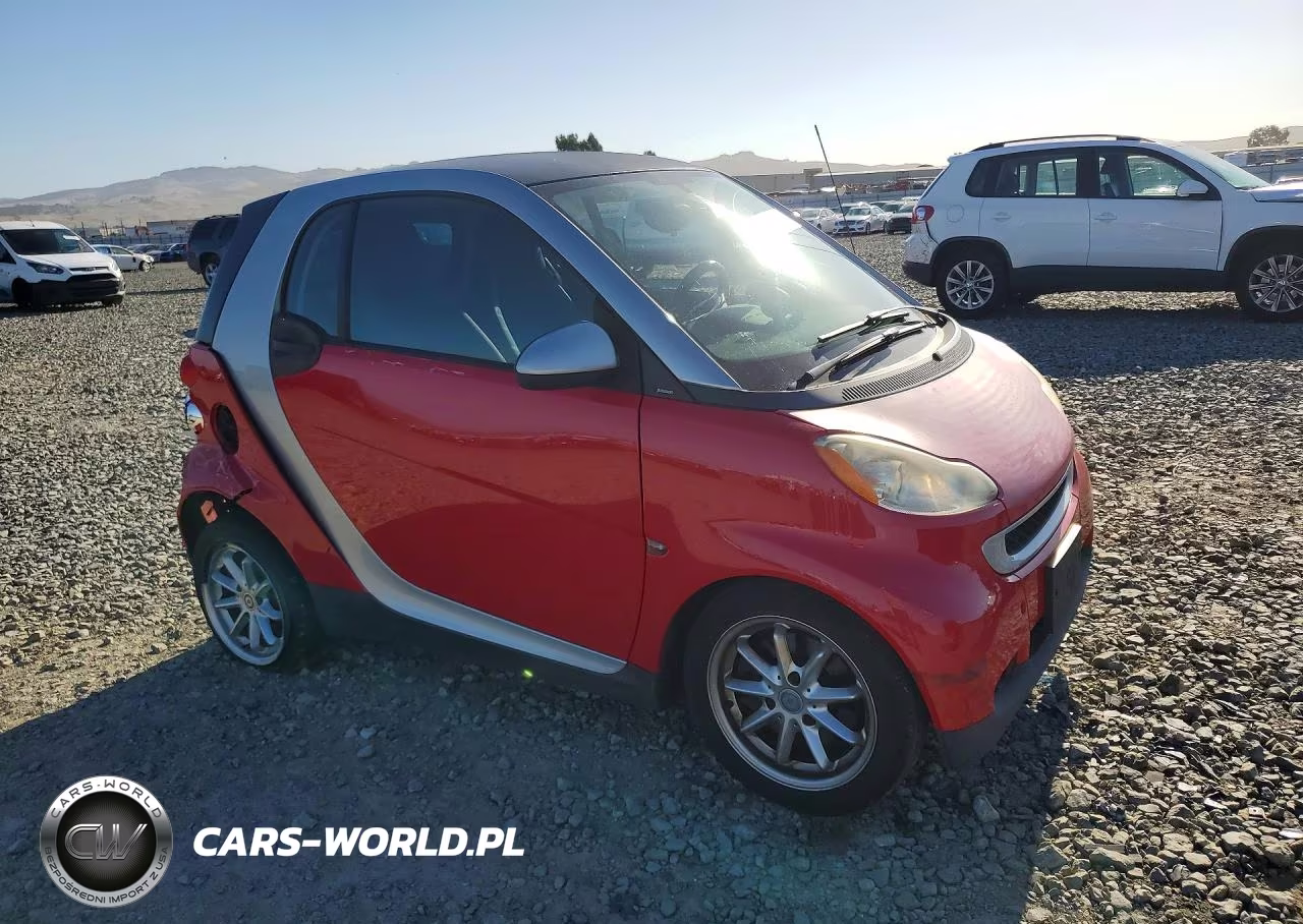 2009 Smart Fortwo Pure VIN:WMEEJ31X09K331860 - 4