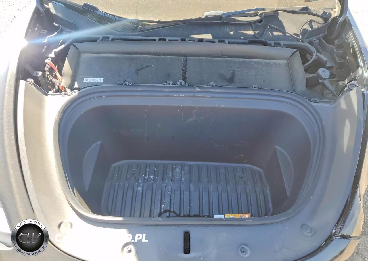 2023 Tesla Model Y VIN:7SAYGDEE1PA158868 - 11
