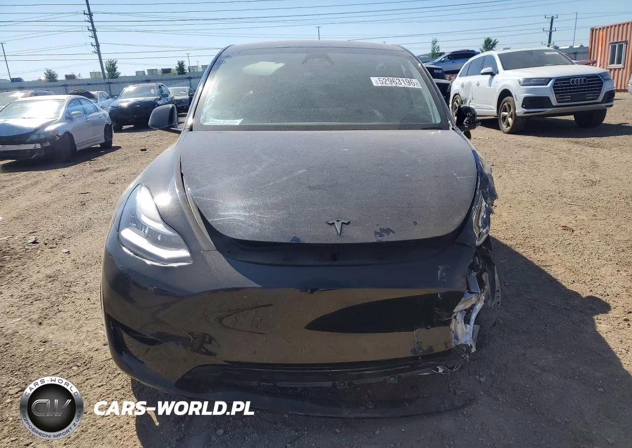 2023 Tesla Model Y VIN:7SAYGDEE1PA158868 - 5