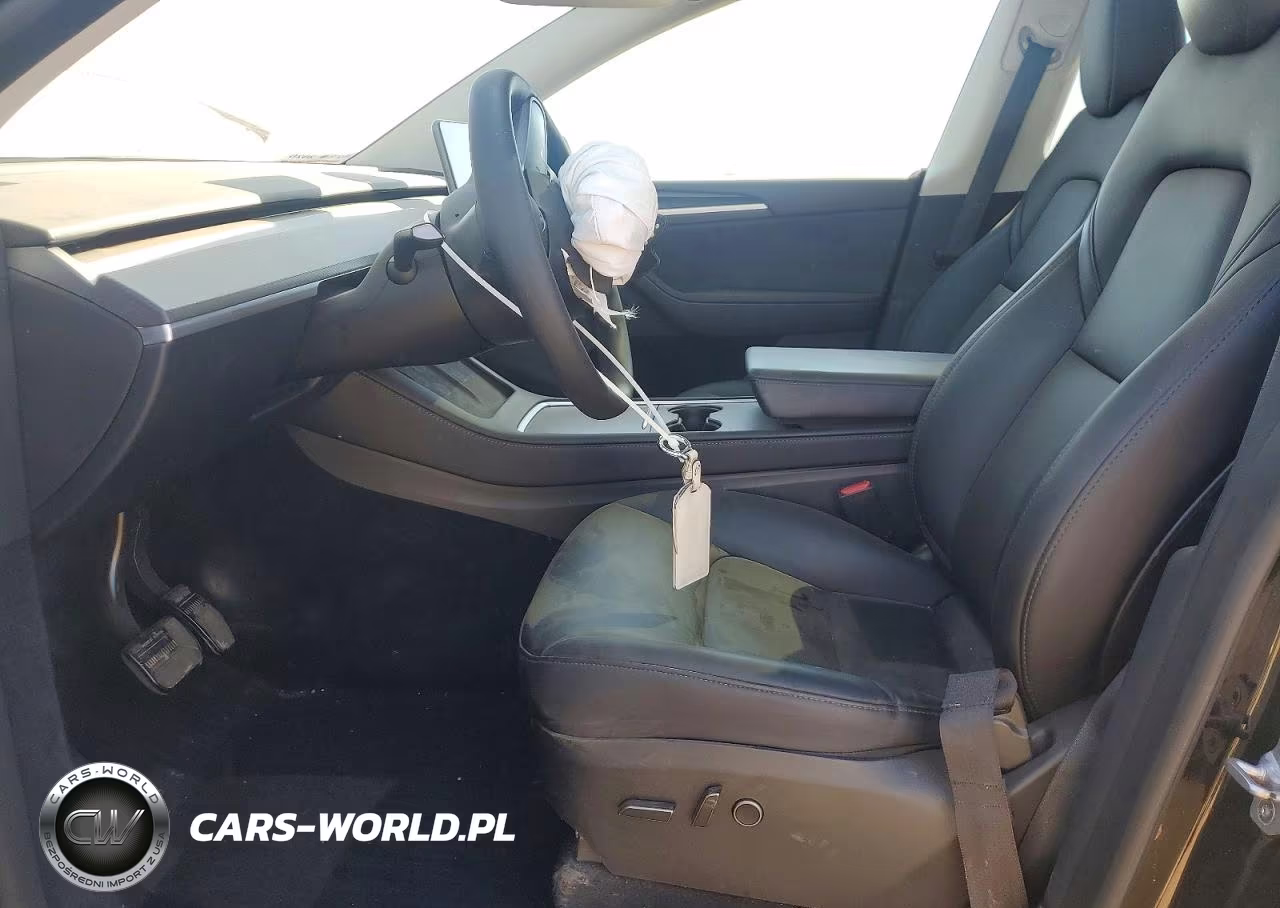 2023 Tesla Model Y VIN:7SAYGDEE1PA158868 - 7