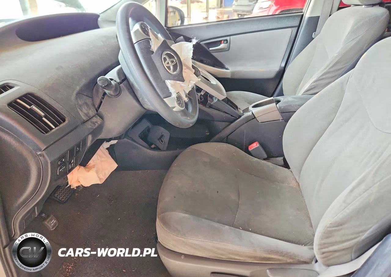 2013 Toyota Prius Three VIN:JTDKN3DU8D5641821 - 7