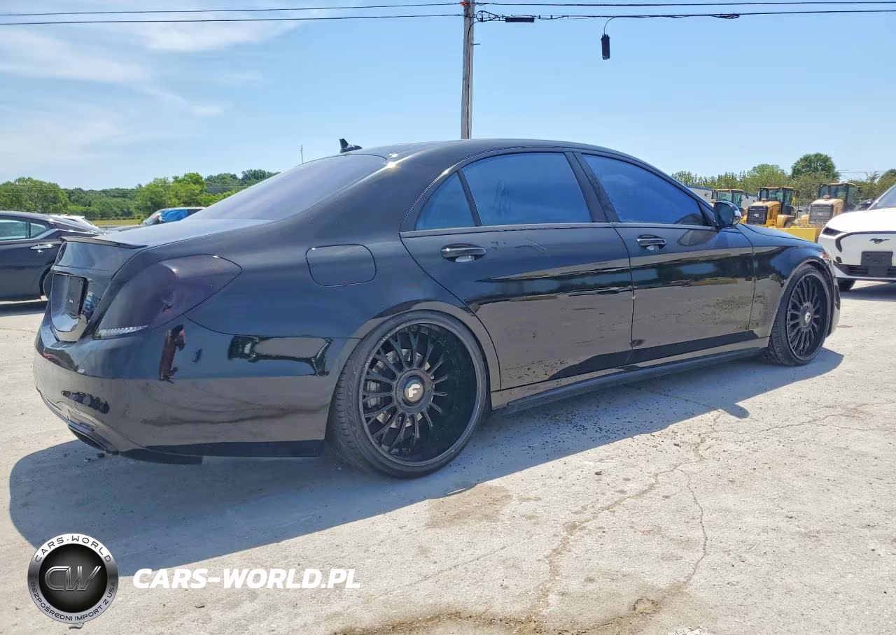2018 Mercedes-Benz S 560 4Matic VIN:WDDUG8GB2JA417754 - 3