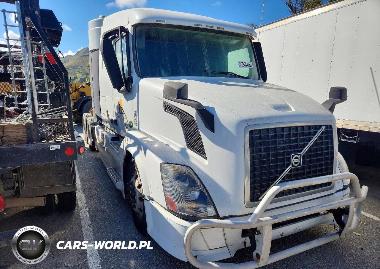 2015 Volvo Vnl Semi Truck