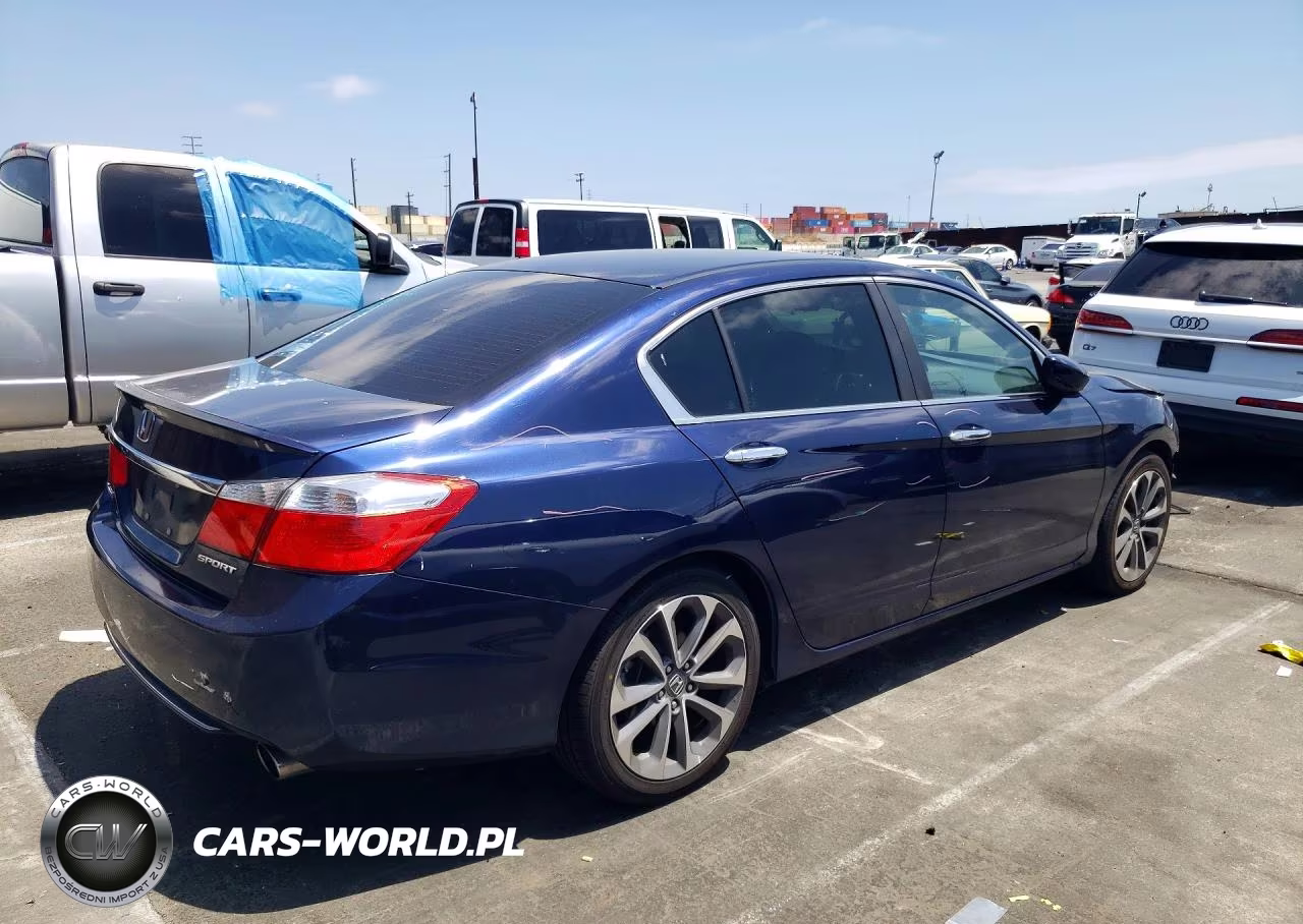2015 Honda Accord Sport VIN:1HGCR2F5XFA231011 - 3