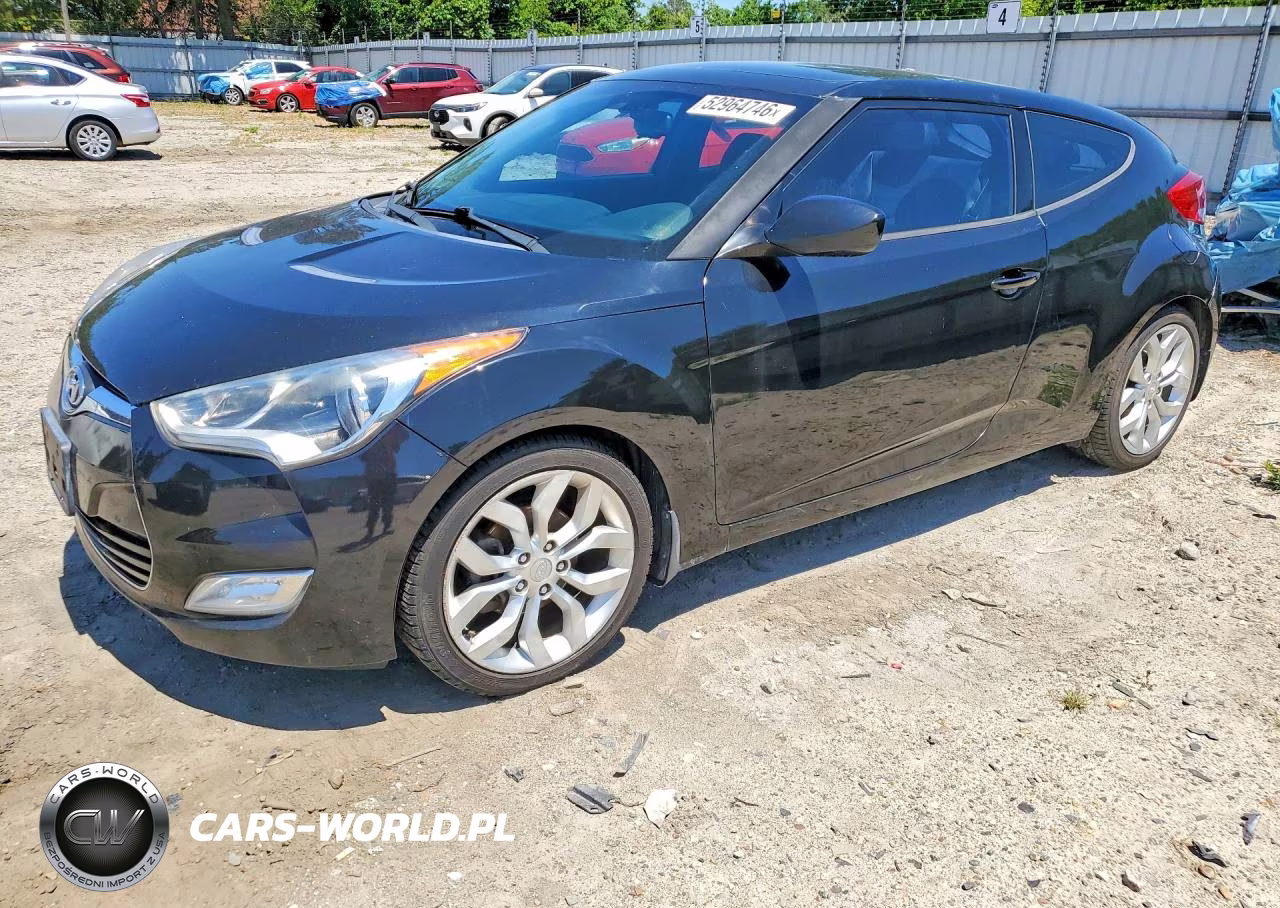 2015 Hyundai Veloster Base