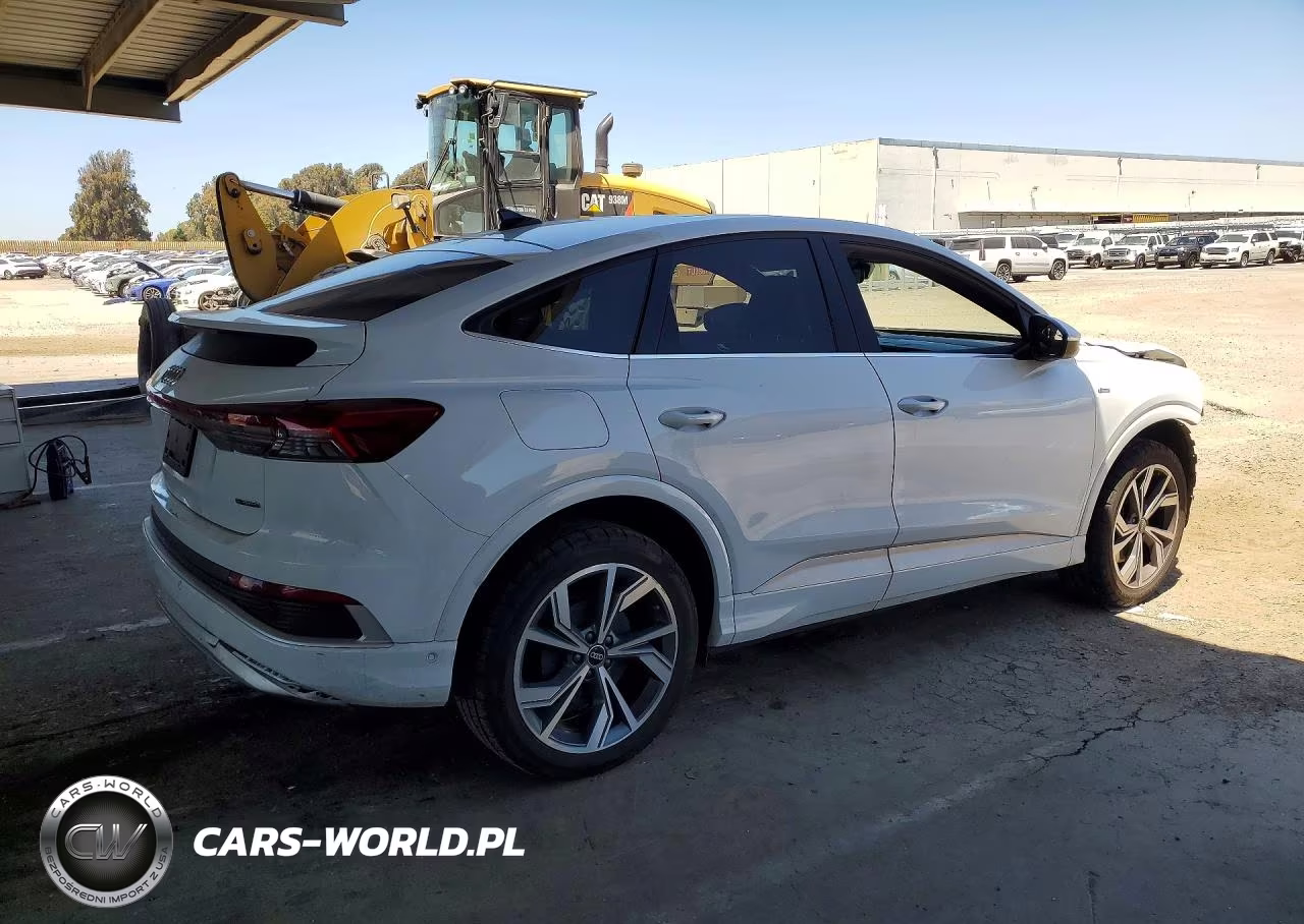 2023 Audi Q4 E-Tron Sportback Premium Plus VIN:WA132BFZ3PP076882 - 3