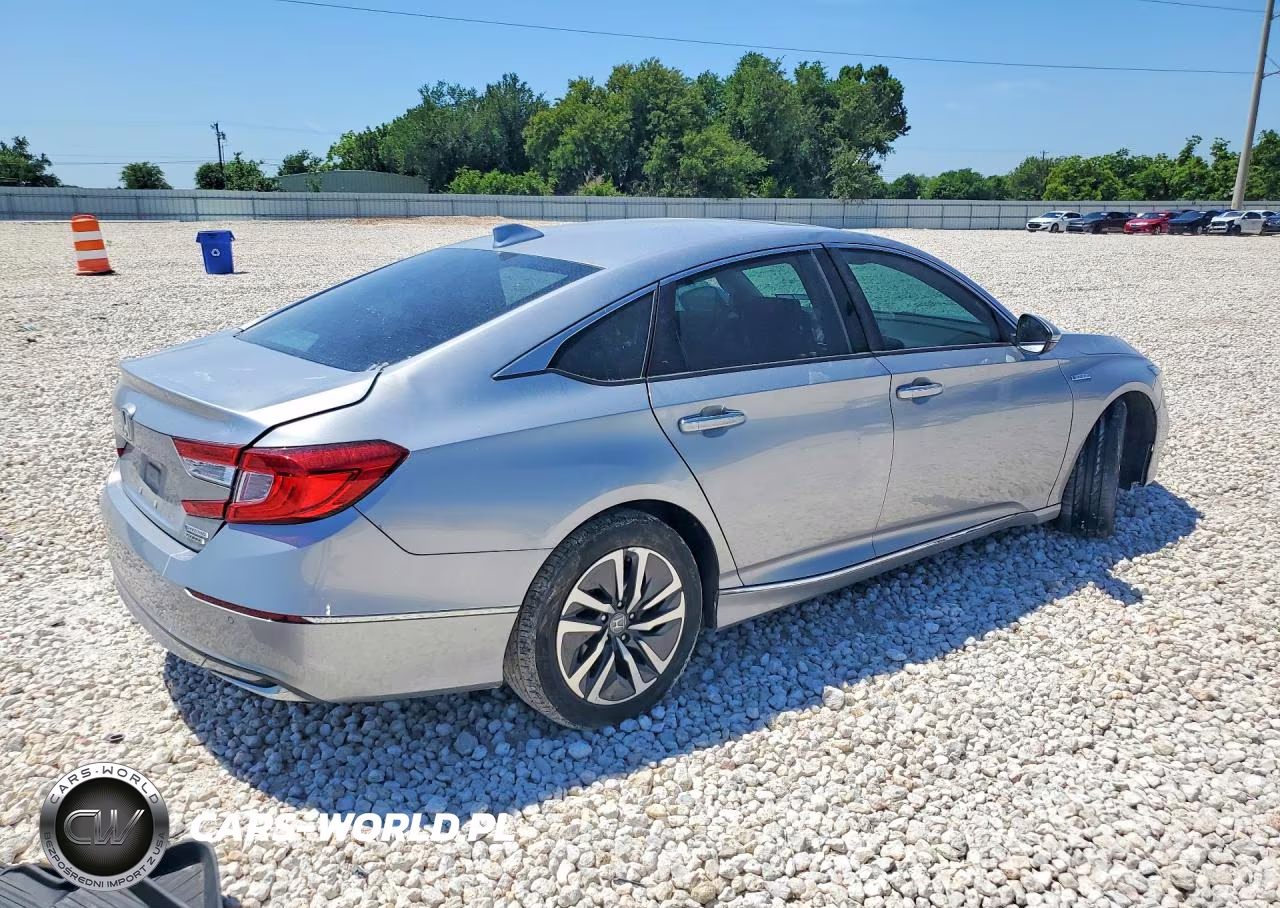2019 Honda Accord Touring Hybrid VIN:1HGCV3F94KA004489 - 3