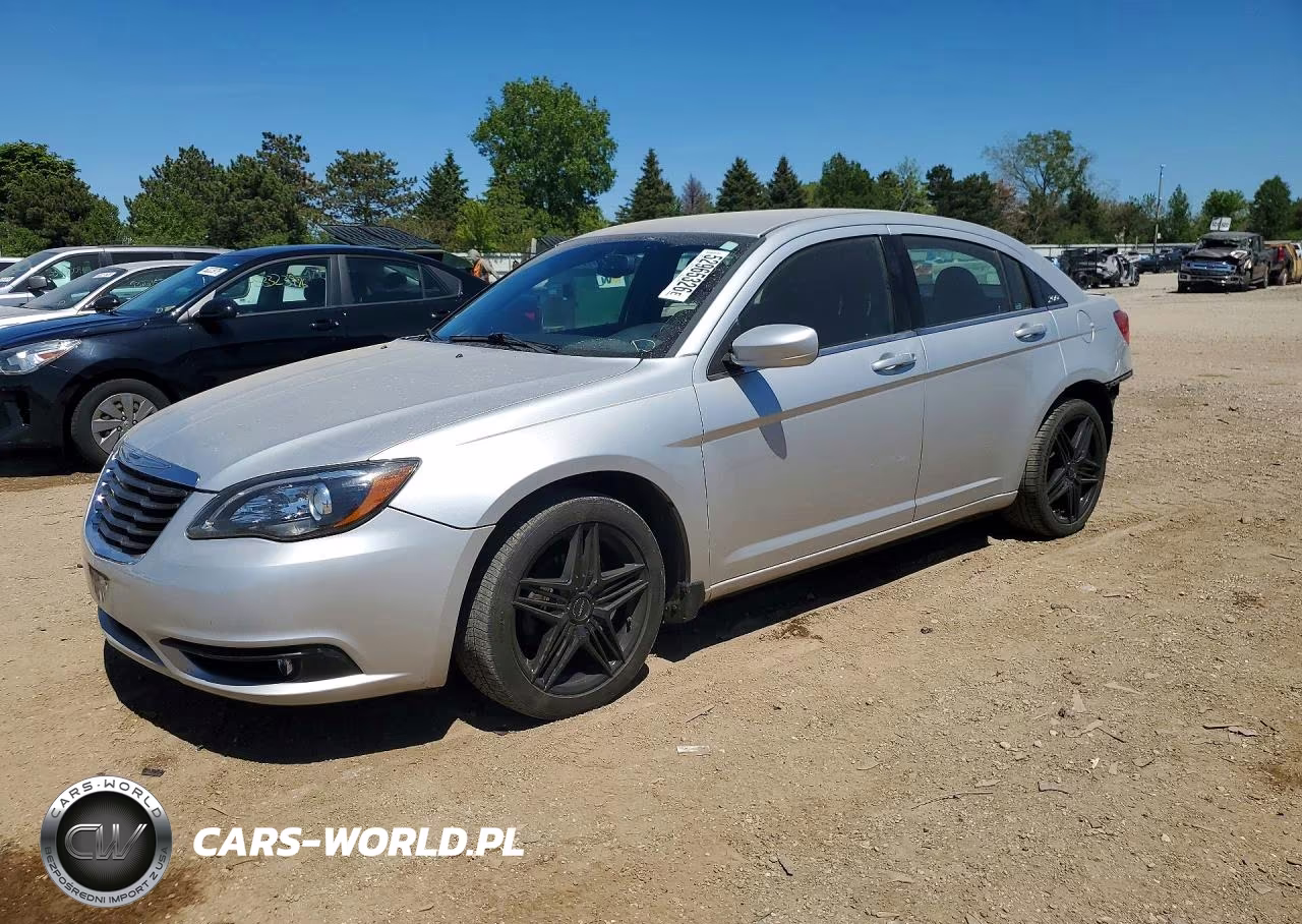 2012 Chrysler 200 Touring – zdjęcie 1 z 12