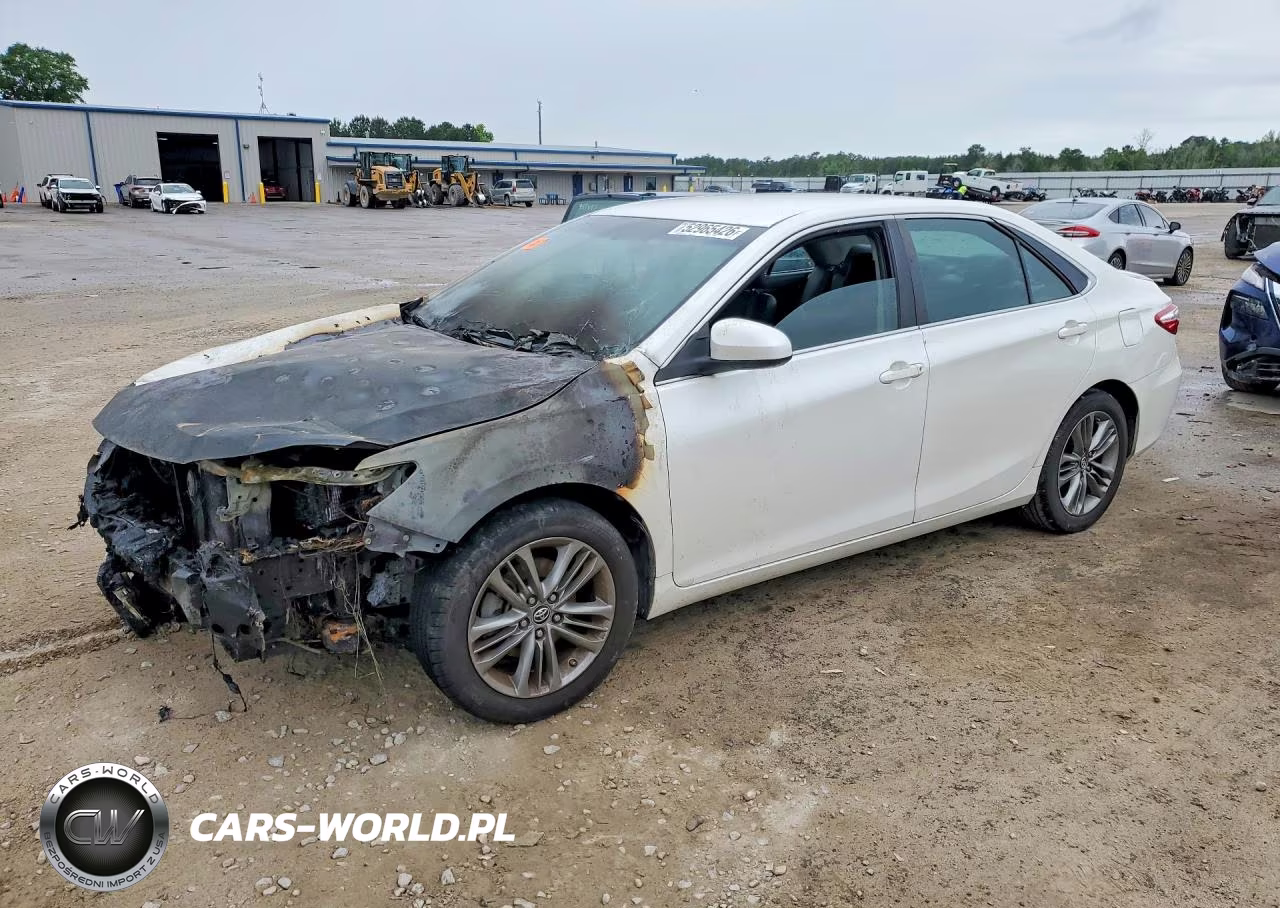 2016 Toyota Camry Se – zdjęcie 1 z 12
