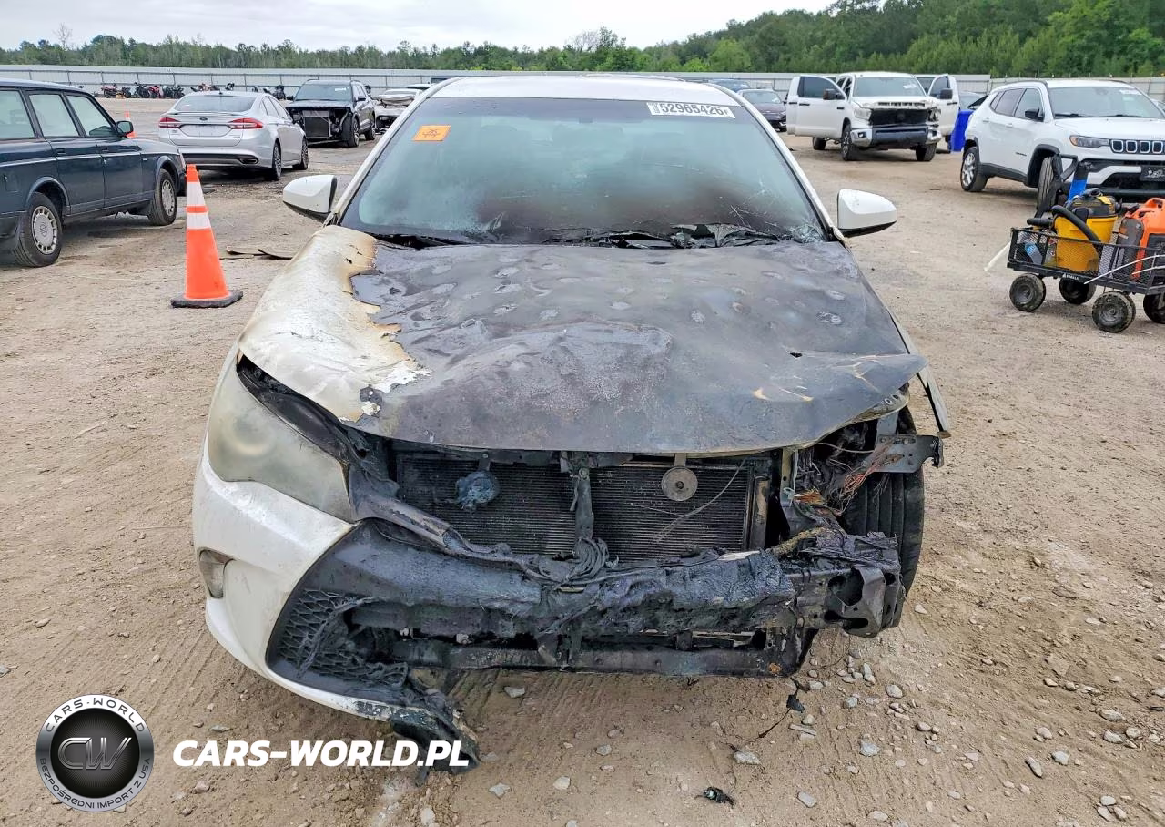 2016 Toyota Camry Se VIN:4T1BF1FK2GU545900 - 5