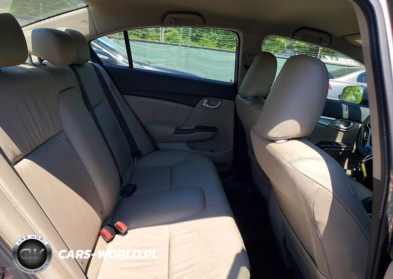 2014 Honda Civic Hybrid L VIN:19XFB4F31EE201353 - 10