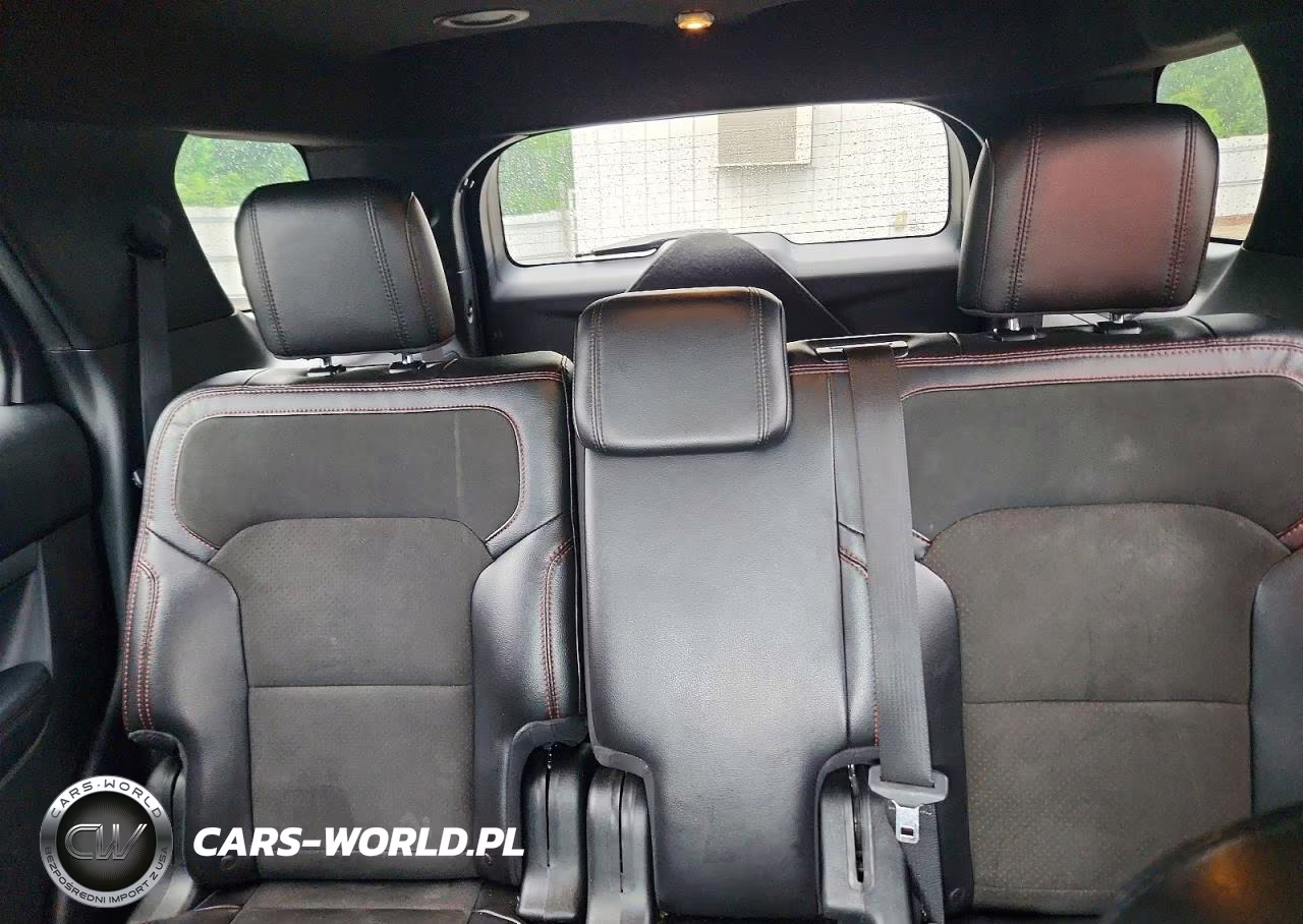 2018 Ford Explorer Xlt VIN:1FM5K7D81JGA40312 - 10