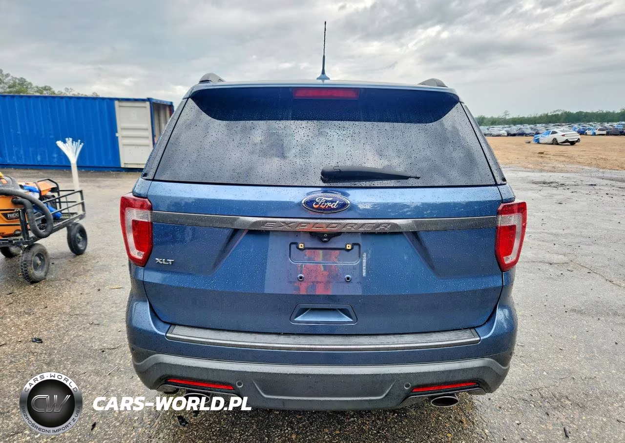 2018 Ford Explorer Xlt VIN:1FM5K7D81JGA40312 - 6