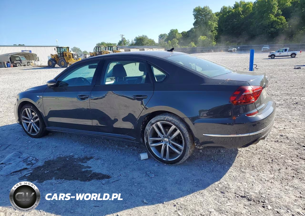 2018 Volkswagen Passat S VIN:1VWAA7A32JC008049 - 2