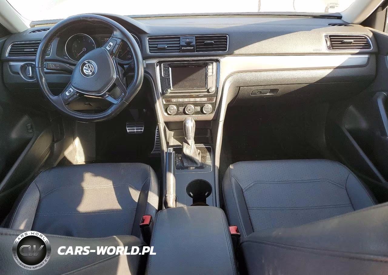 2018 Volkswagen Passat S VIN:1VWAA7A32JC008049 - 8