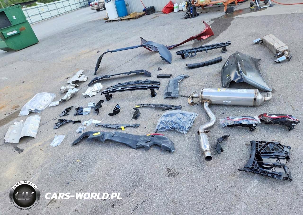 2025 BMW 230Xi VIN:3MW33CM04S8F51683 - 12