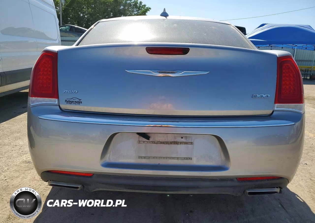 2015 Chrysler 300 Limited VIN:2C3CCARG9FH773066 - 6