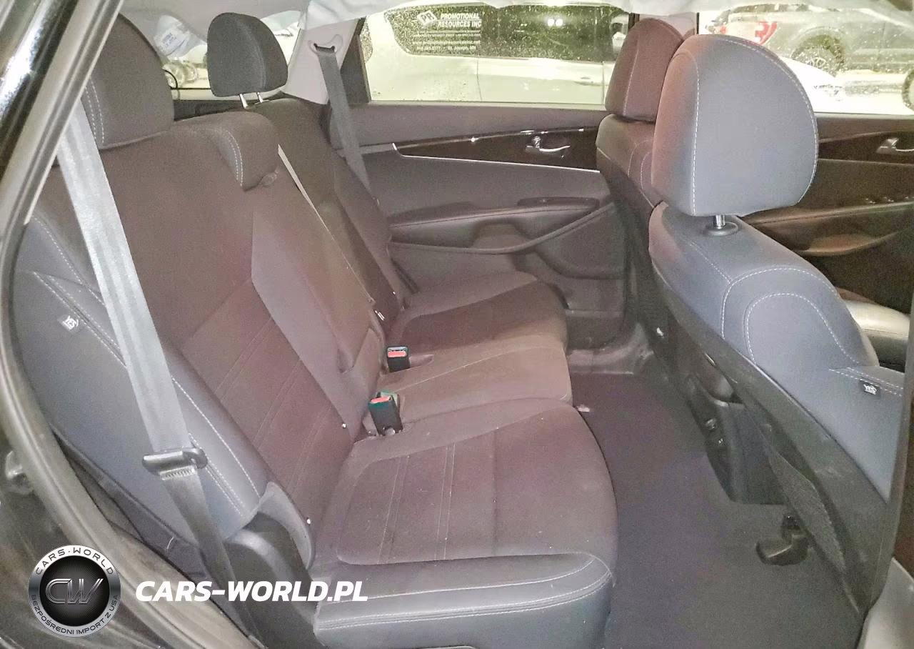 2019 Kia Sorento Lx VIN:5XYPGDA33KG539574 - 11