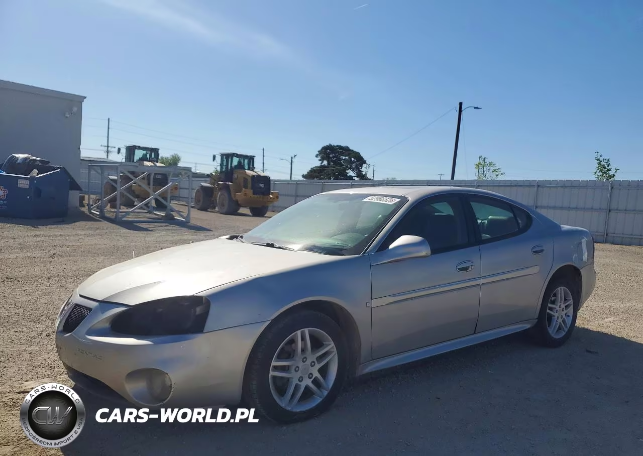 2007 Pontiac Grand Prix – zdjęcie 1 z 12