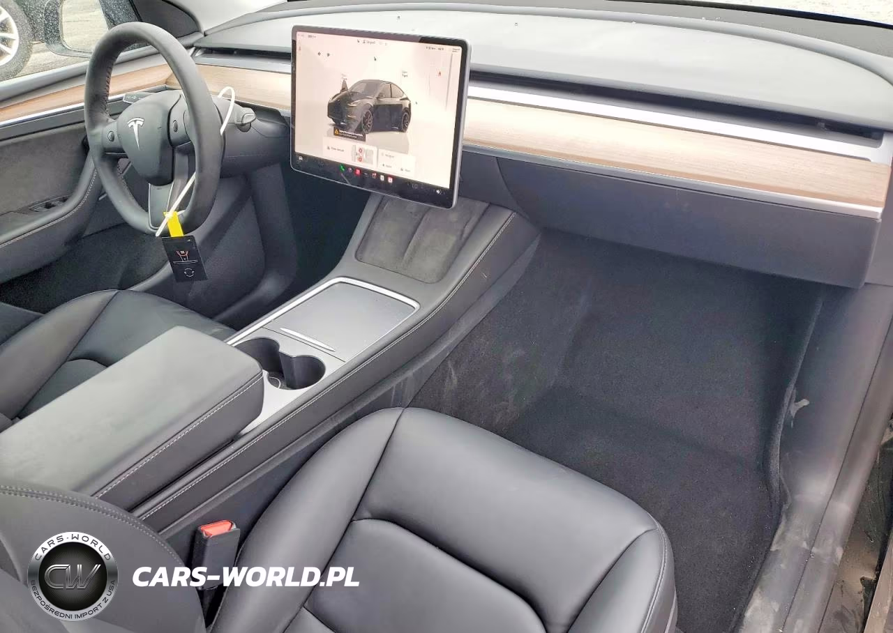 2024 Tesla Model Y VIN:7SAYGDEF6RF182274 - 8