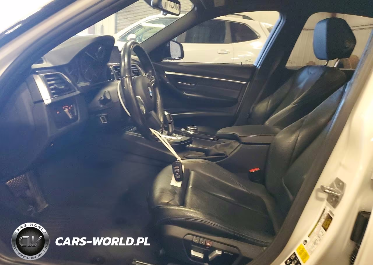 2018 BMW 330 Xi VIN:WBA8D9C5XJA012829 - 7