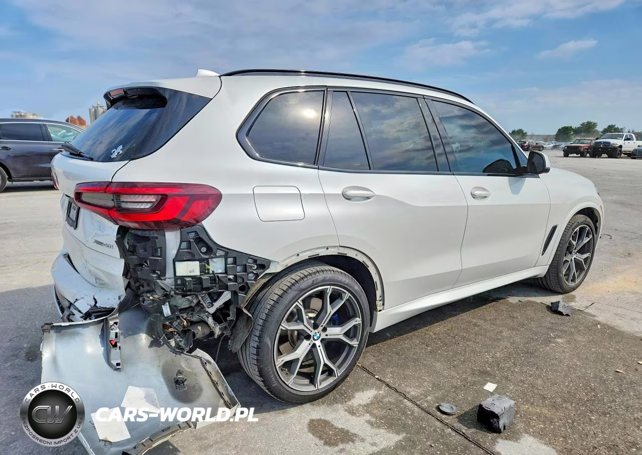 2020 BMW X5 xDrive40I VIN:5UXCR6C04L9D02264 - 3