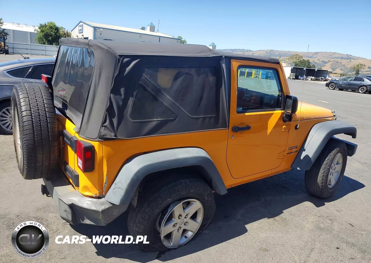 2013 Jeep Wrangler Sport VIN:1C4AJWAGXDL508254 - 3