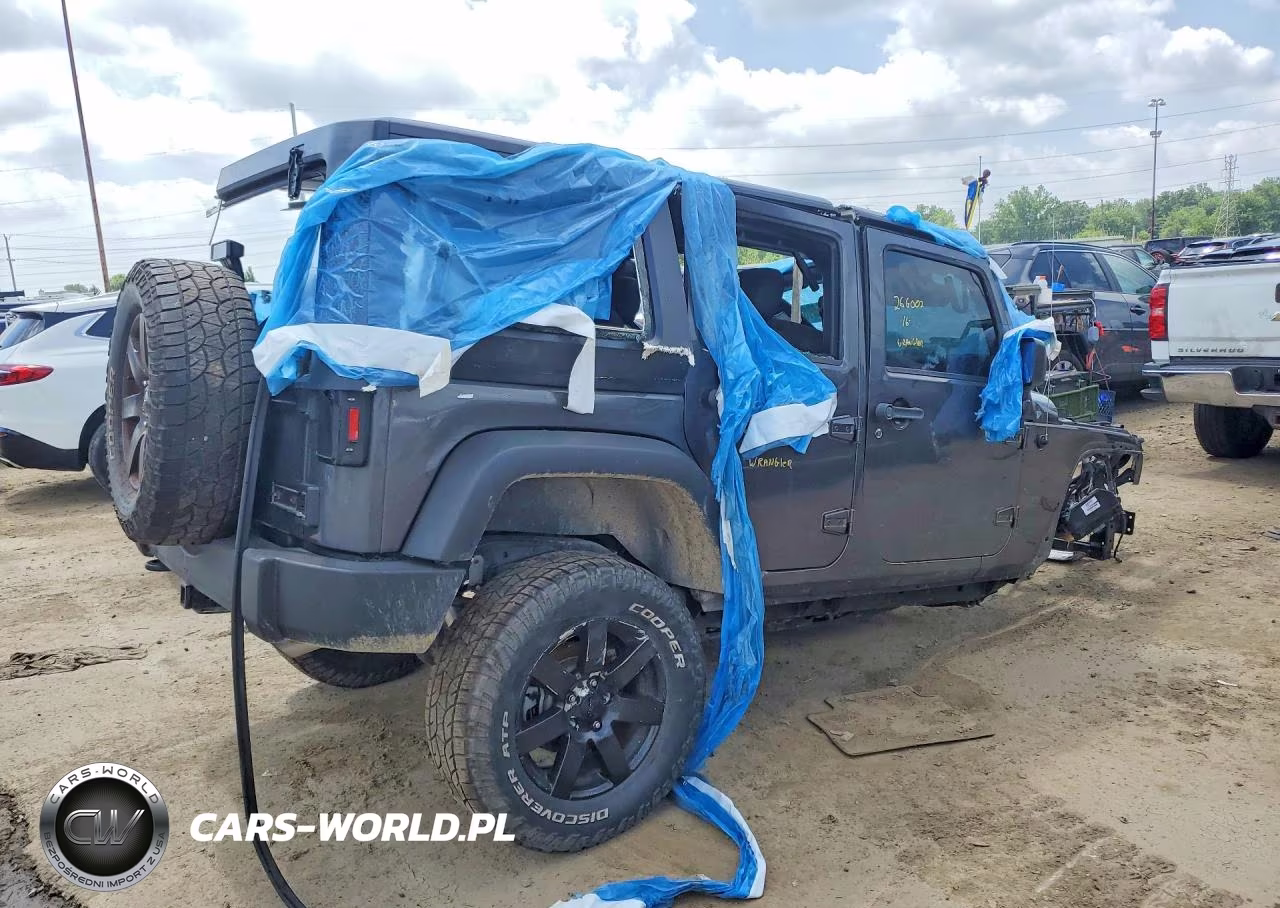 2016 Jeep Wrangler Unlimited Sport VIN:1C4BJWDG8GL346709 - 3