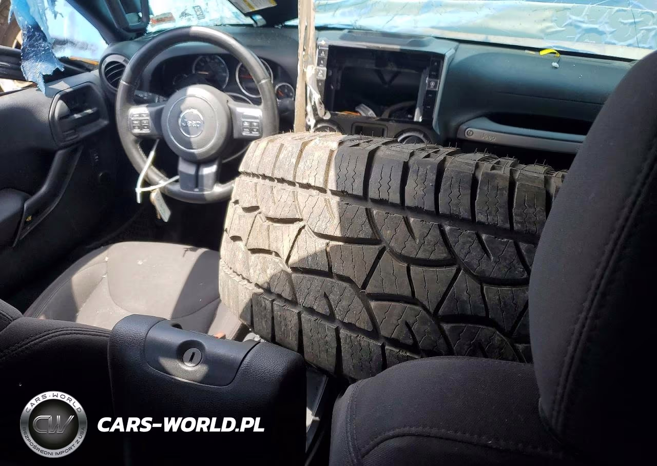 2016 Jeep Wrangler Unlimited Sport VIN:1C4BJWDG8GL346709 - 8