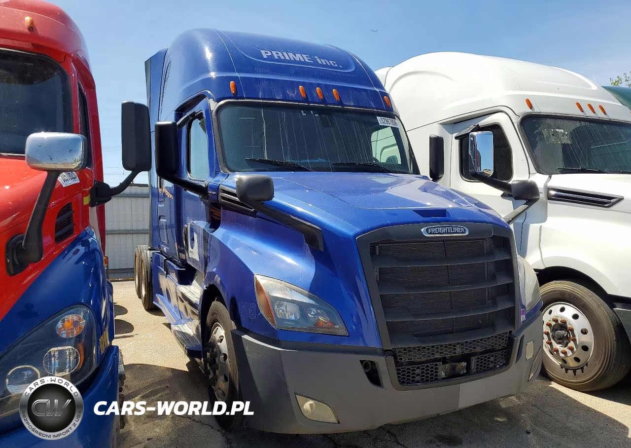 2020 Freightliner Cascadia 1