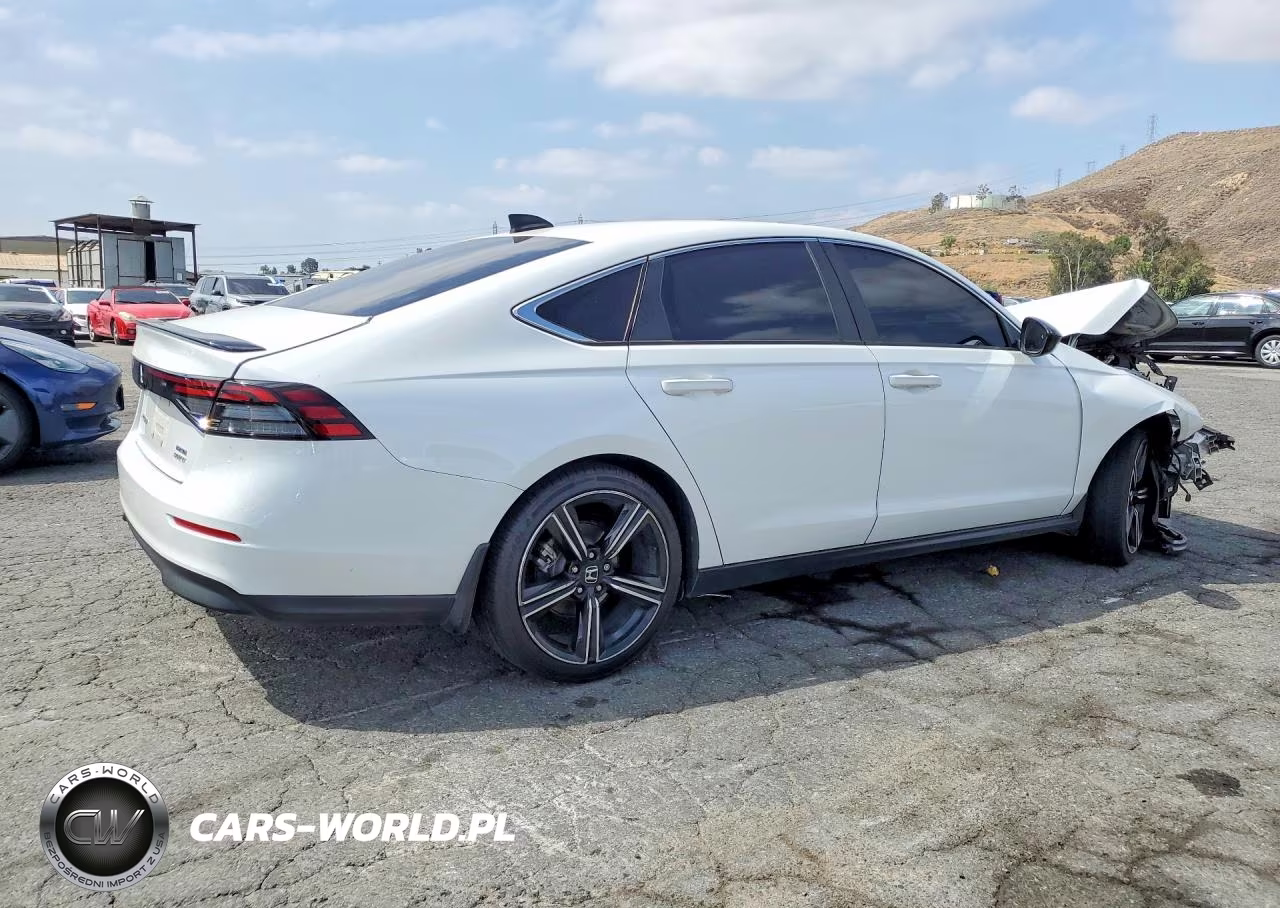 2024 Honda Accord Hybrid Sport VIN:1HGCY2F58RA072948 - 3