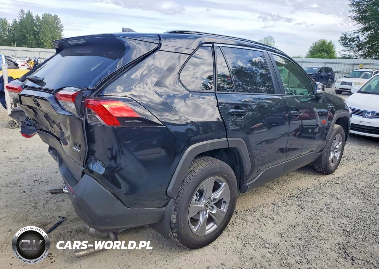 2025 Toyota Rav4 Hybrid Xle VIN:JTMRWRFV7SD341615 - 3