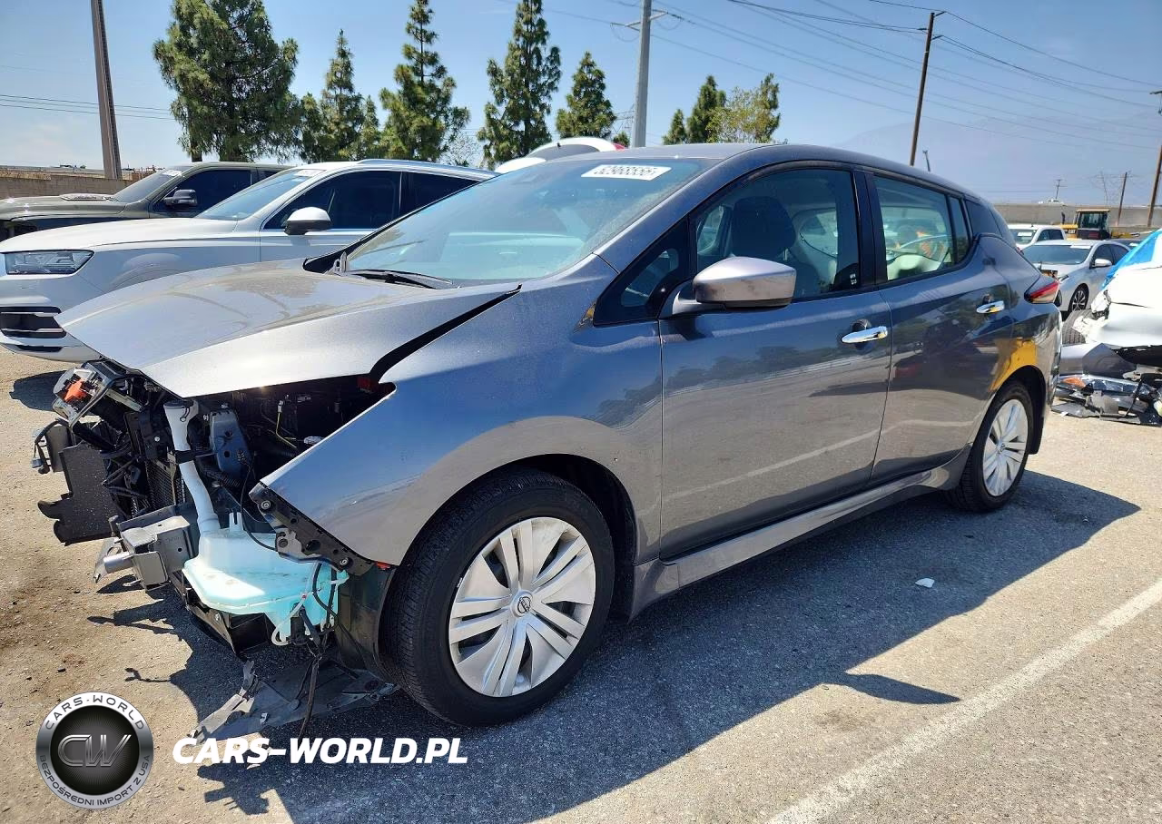 2023 Nissan Leaf S – zdjęcie 1 z 13