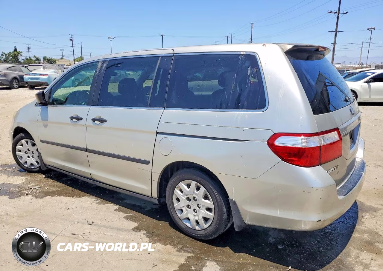 2007 Honda Odyssey Lx VIN:5FNRL38267B008556 - 2