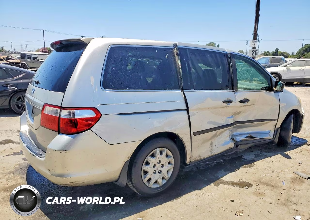 2007 Honda Odyssey Lx VIN:5FNRL38267B008556 - 3