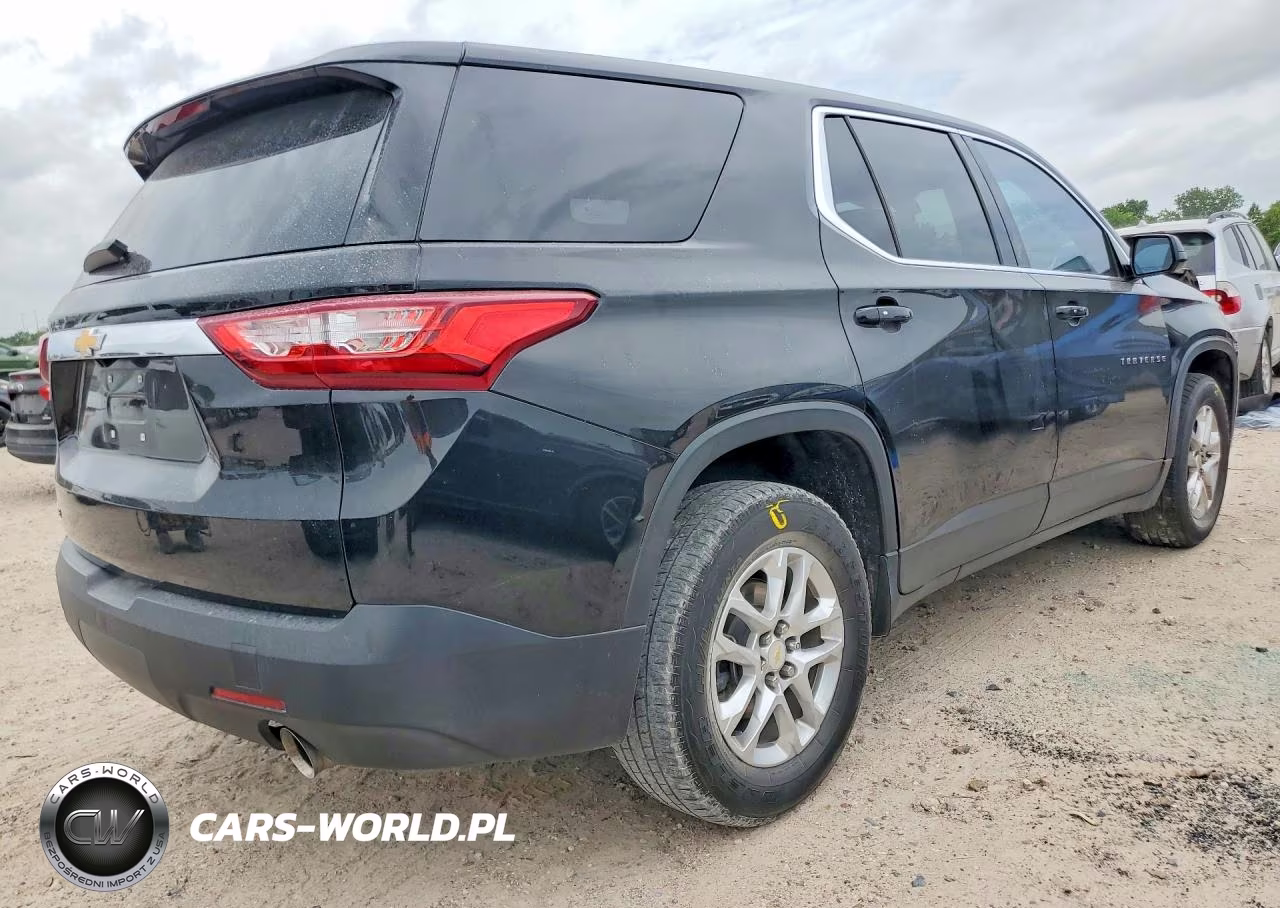 2020 Chevrolet Traverse Ls VIN:1GNERFKW3LJ138766 - 3