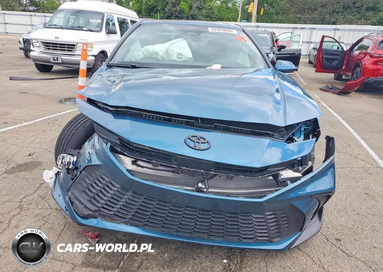 2025 Toyota Camry Se VIN:4T1DAACK2SU541009 - 5