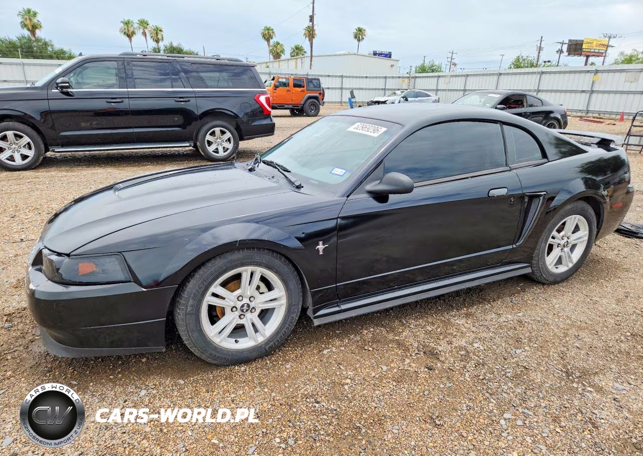2003 Ford Mustang