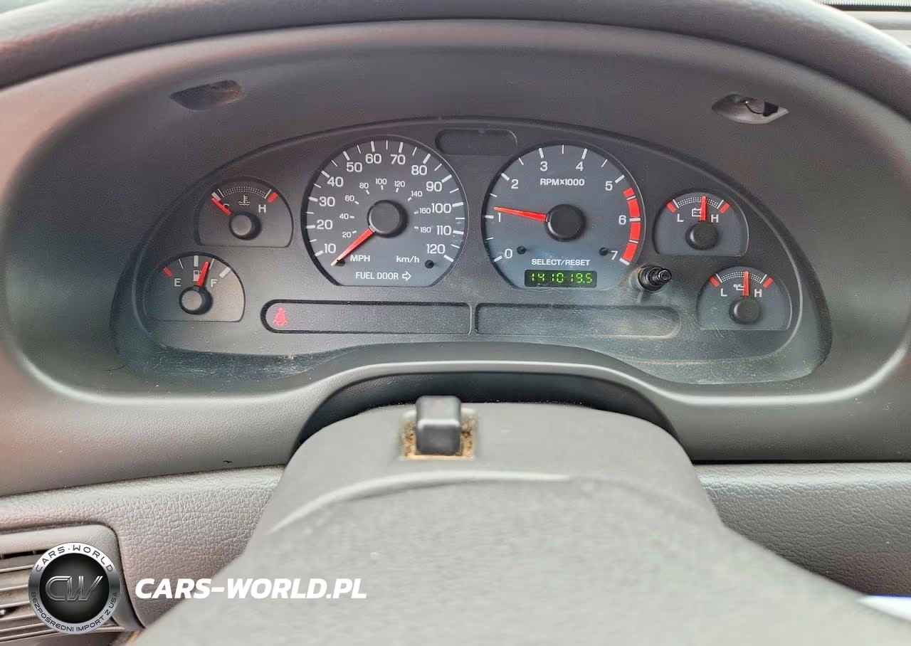 2003 Ford Mustang VIN:1FAFP404X3F360626 - 9