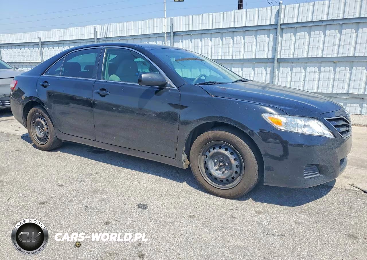 2011 Toyota Camry Le VIN:4T4BF3EK0BR117593 - 4