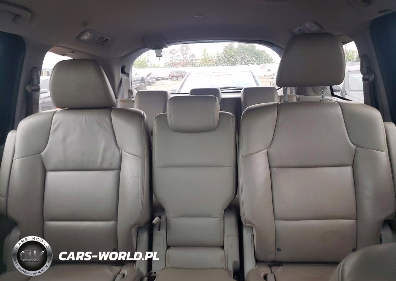 2012 Honda Odyssey Touring VIN:5FNRL5H95CB089827 - 10