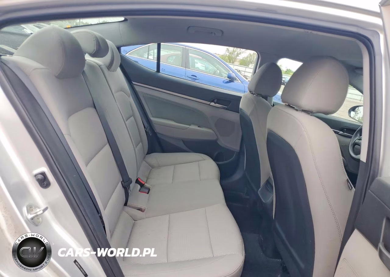 2017 Hyundai Elantra Se VIN:5NPD84LF1HH156127 - 10