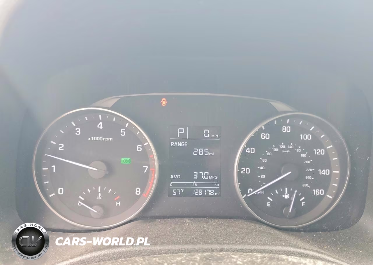 2017 Hyundai Elantra Se VIN:5NPD84LF1HH156127 - 9