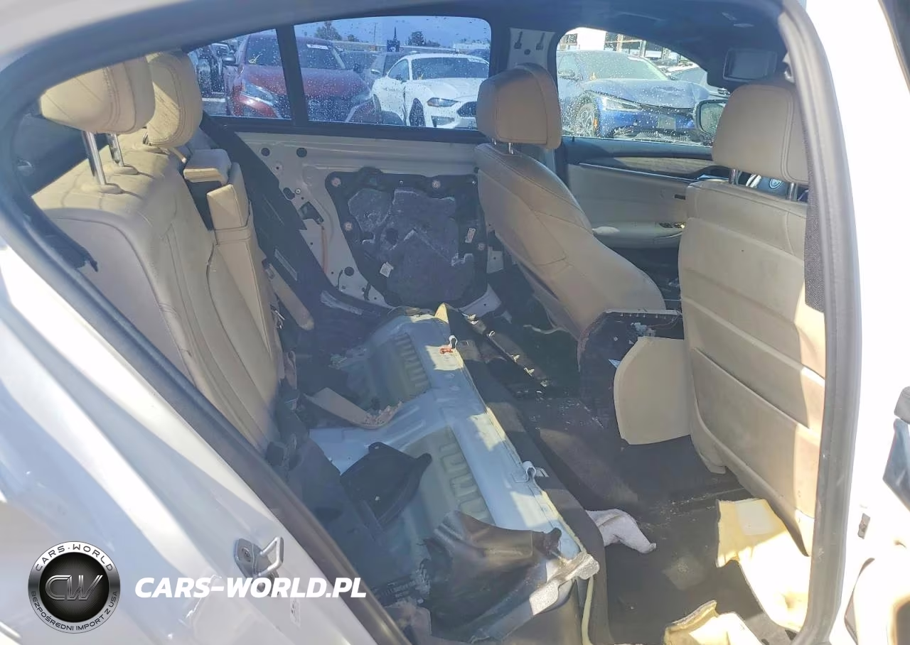 2018 BMW 530E VIN:WBAJA9C54JB034443 - 10